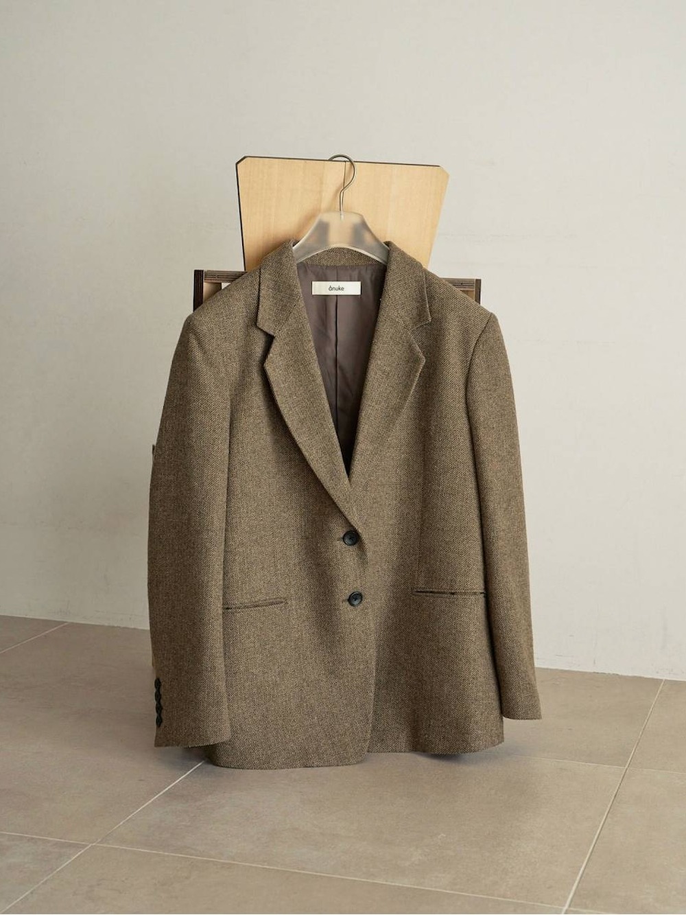 アンヌークHerringbone Wool Jacket 36ベージュ anuke(アンヌーク) Herringbone Wool Jacket - COLDBECK ONLINE