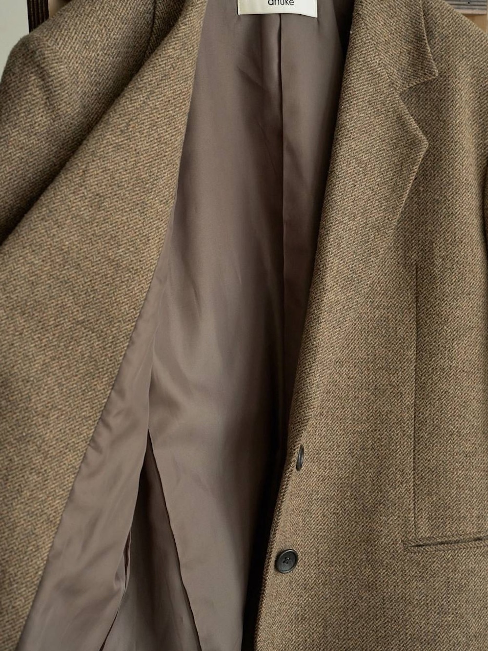 アンヌークHerringbone Wool Jacket 36ベージュ anuke(アンヌーク) Herringbone Wool Jacket - COLDBECK ONLINE