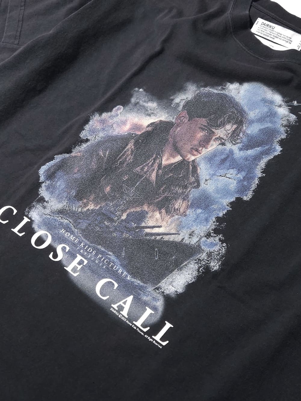 トップス DAIRIKU Movie CLOSE CALL Switching Tee DAIRIKU(ダイリク)Movie CLOSE CALL Switching Tee (25AW C10