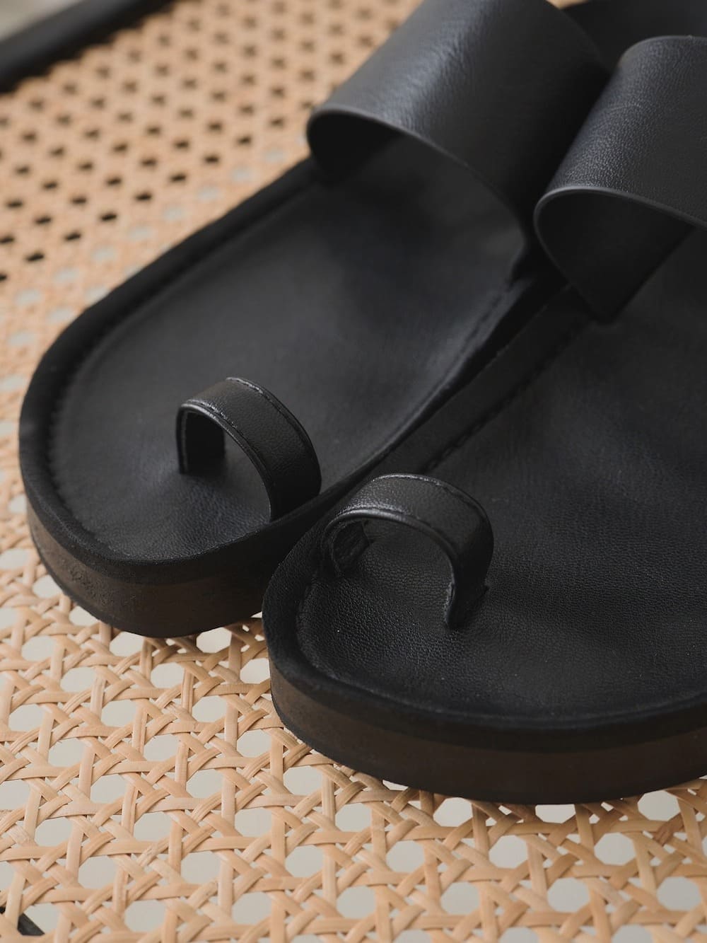 anuke(アンヌーク) Ecoleather Belt Sandals - COLDBECK ONLINE