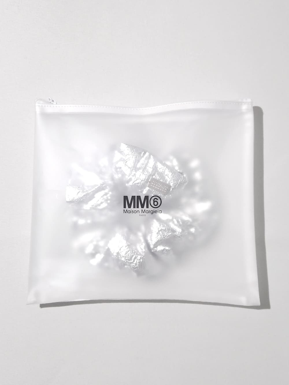 MM6 Maison Margiela(エムエムシックスメゾンマルジェラ) シルバーフォイル ヘアタイ