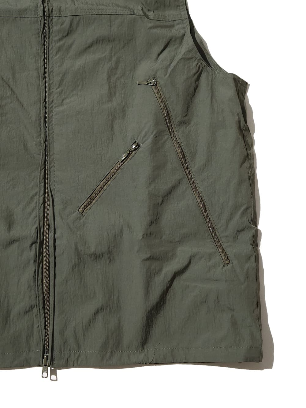 is-ness(イズネス) LIGHT SHELL VEST - COLDBECK ONLINE（コールベック