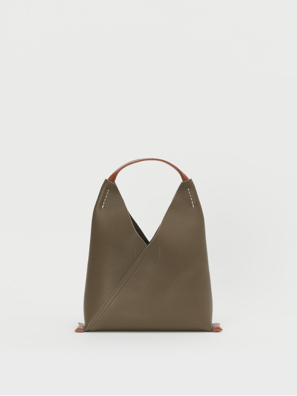 Hender Scheme(エンダースキーマ) triangle bag