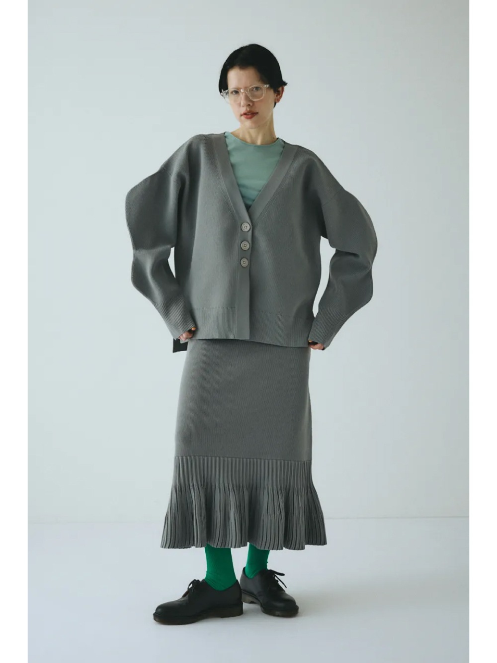 HeRIN.CYE(ヘリンドットサイ) Pleated hem knit skirt