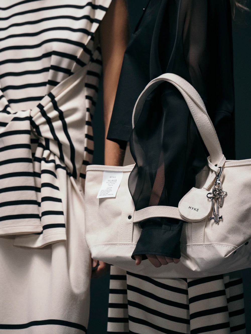 HYKE(ハイク) TOTE BAG(MEDIUM) - COLDBECK ONLINE（コールベック