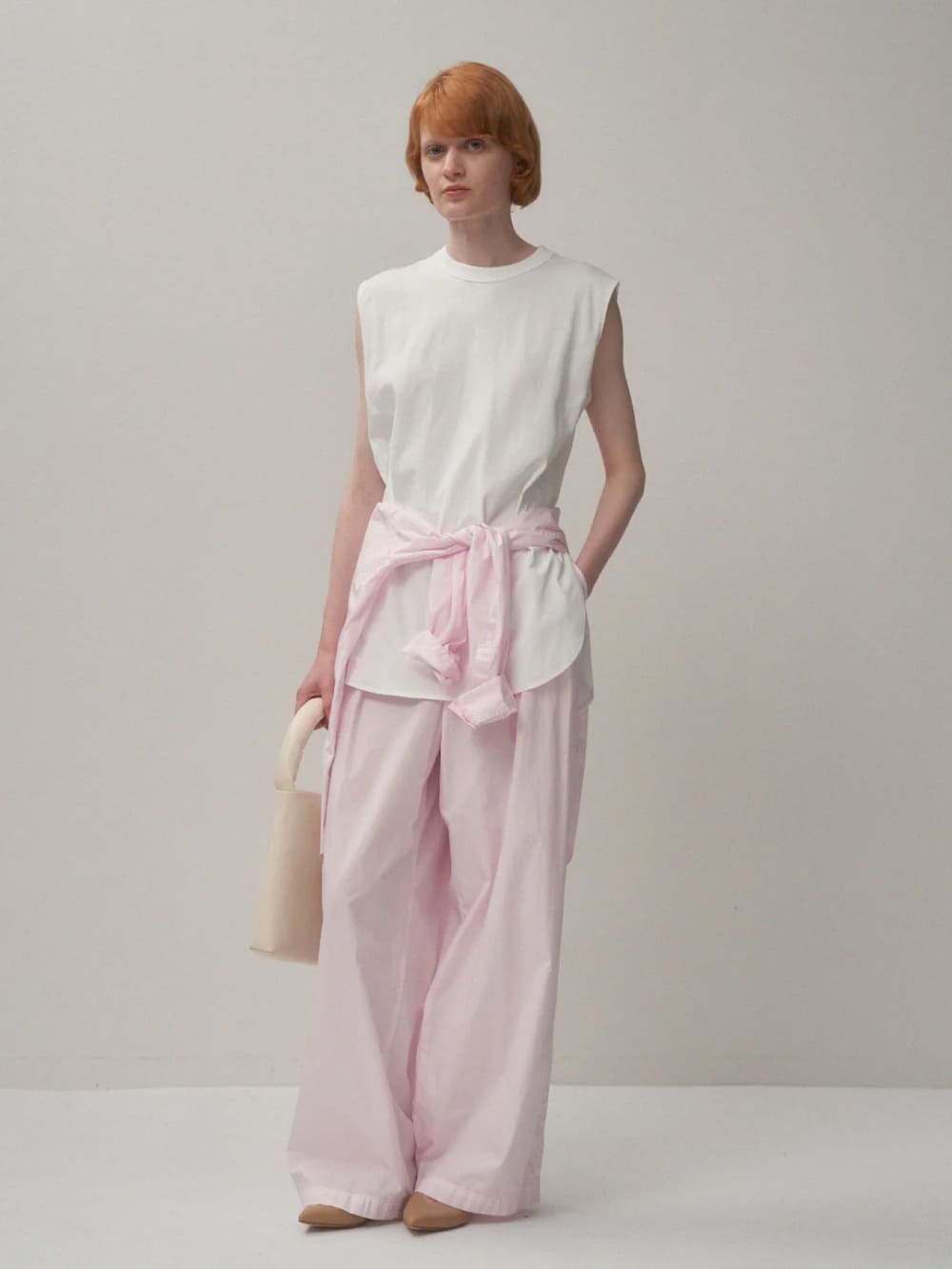 ATON(エイトン) NATURAL DYED COTTON LAWN TWO TUCKED EASY PANTS