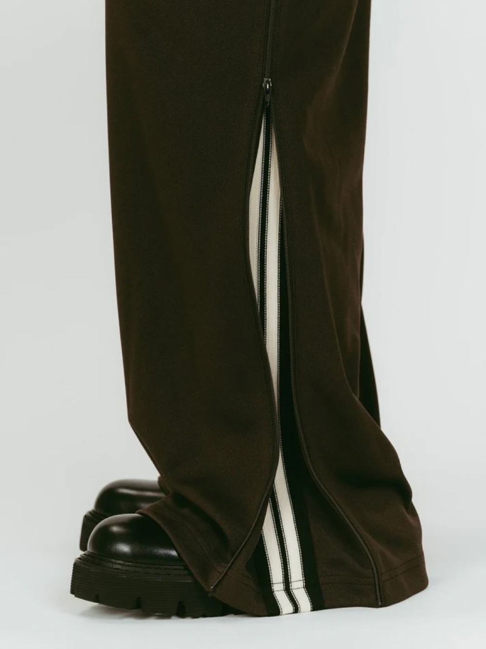 Knuth Marf(クヌースマーフ) zip-up track pants - COLDBECK ONLINE