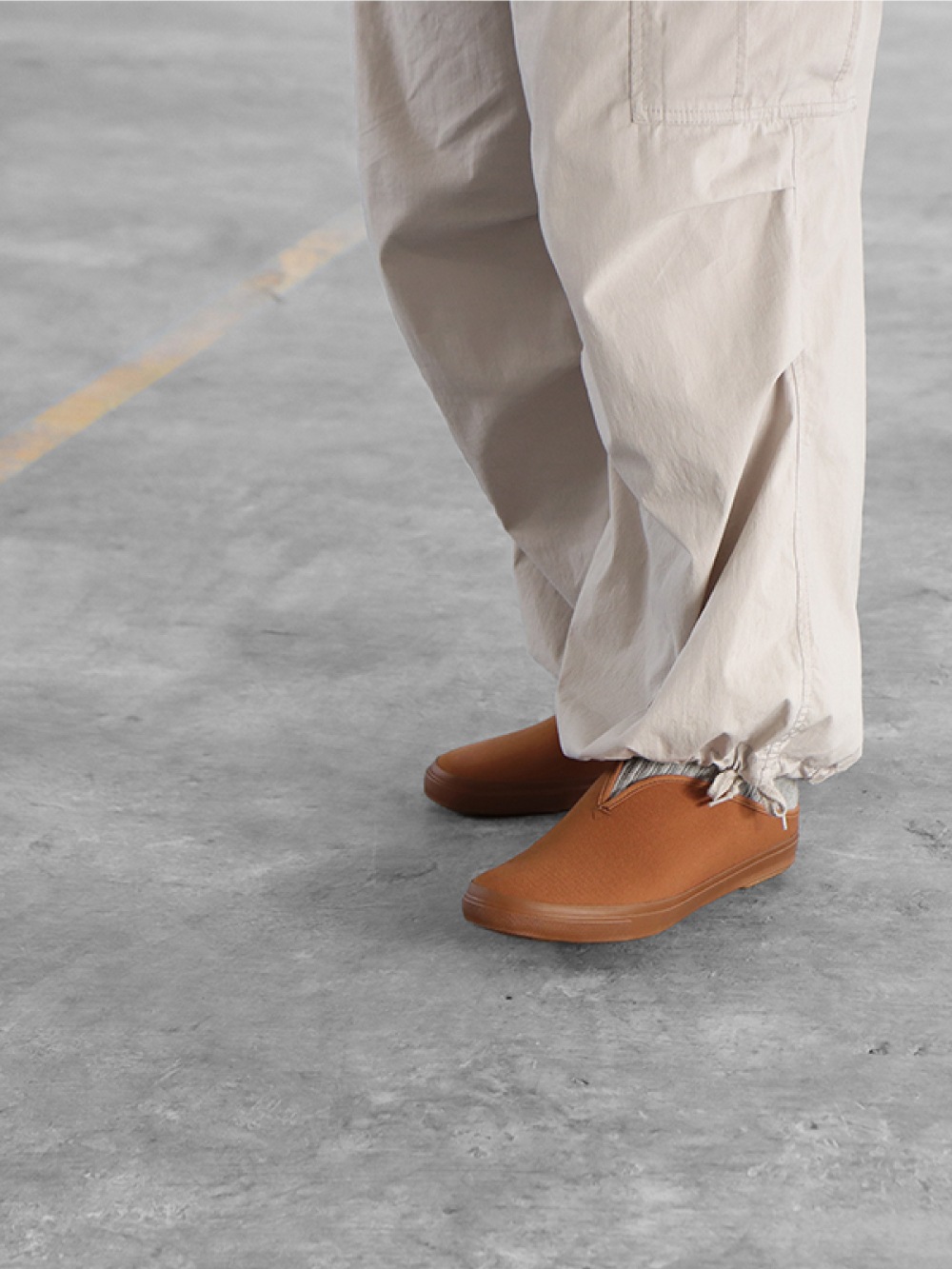 ホワイトブラウン マロン様 MOONSTAR(ムーンスター) FINE VULCANIZED SLIT MULE - COLDBECK