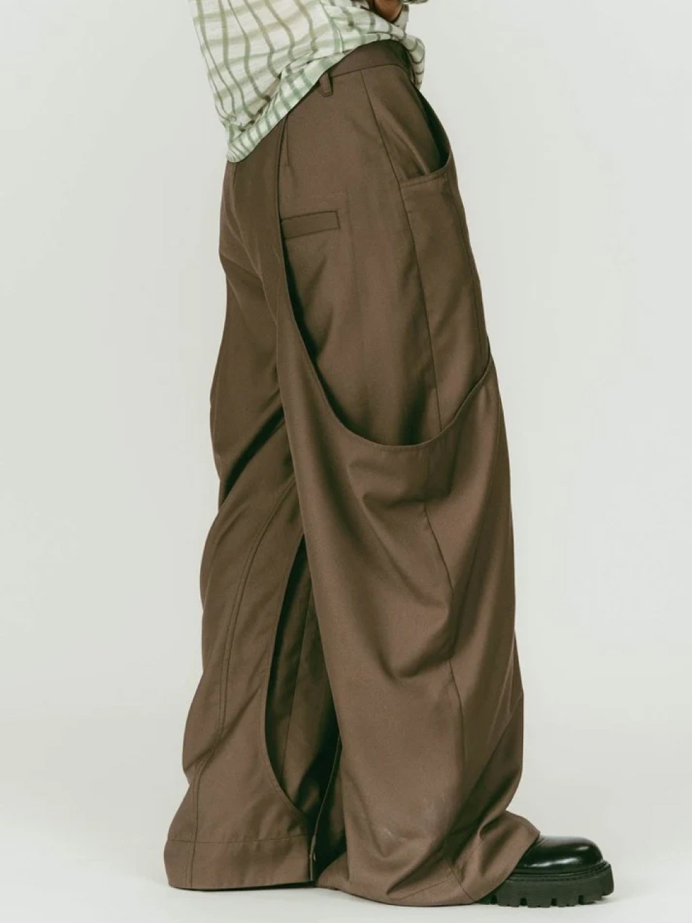 【SALE】Knuth Marf(クヌースマーフ) high-boot detail pants