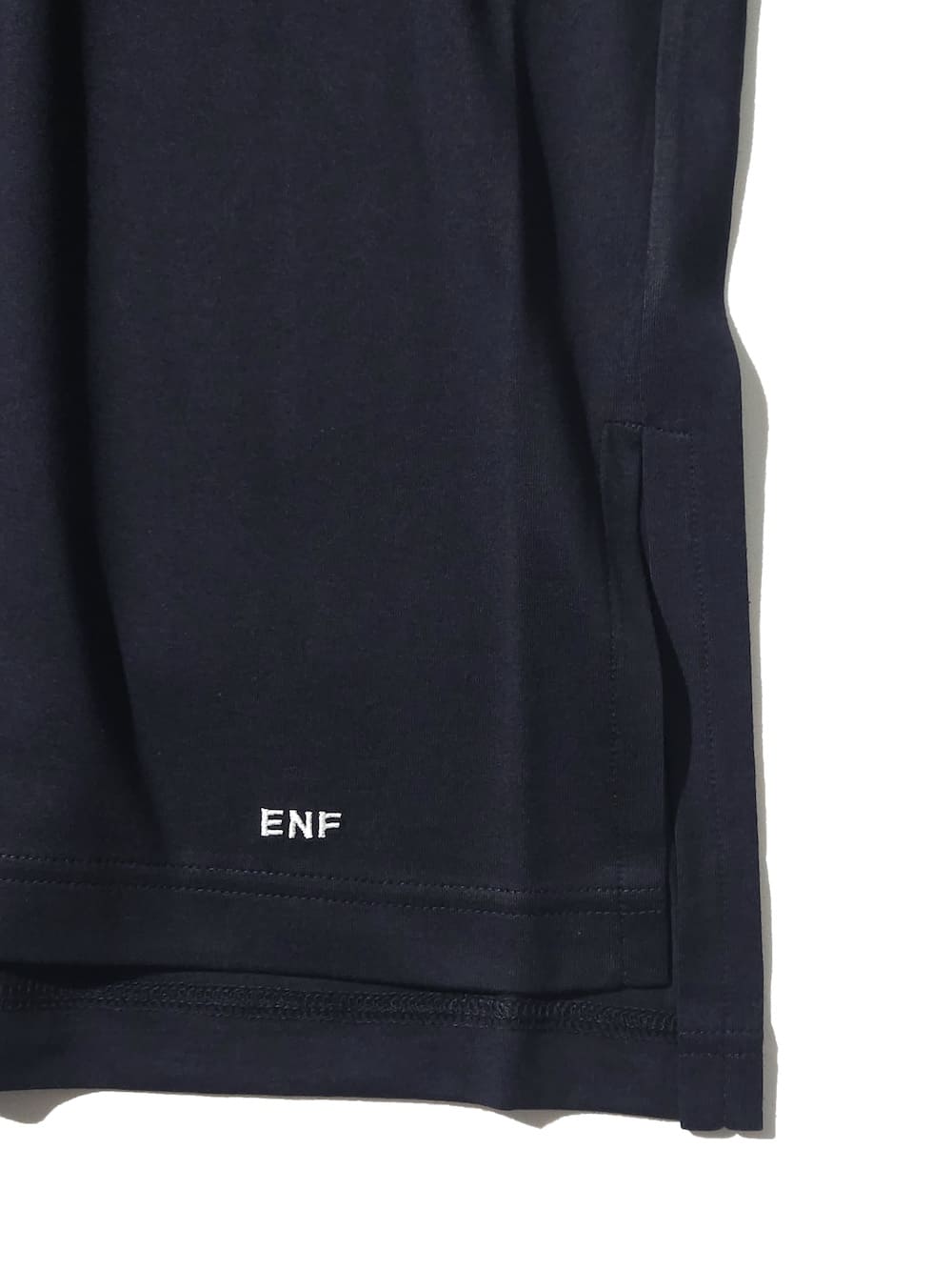 あん　Enfold Scalloped Tシャツ　黒　完売品 VONIQUE / ENFOLD/SCALLOPED T-SHIRT