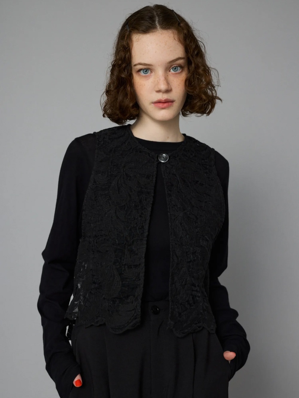 ヘリンドットサイ（HeRIN．CYE）/lace vest HeRIN.CYE(ヘリンドットサイ) lace vest - COLDBECK ONLINE（コール