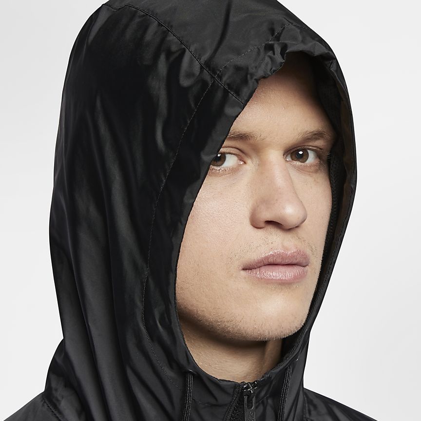 ナイキ NIKE ウィンドランナー フーディ ジャケット　ブラック　XLサイズ NIKE（ナイキ）の「NIKE / ウィンドランナー ジャケット