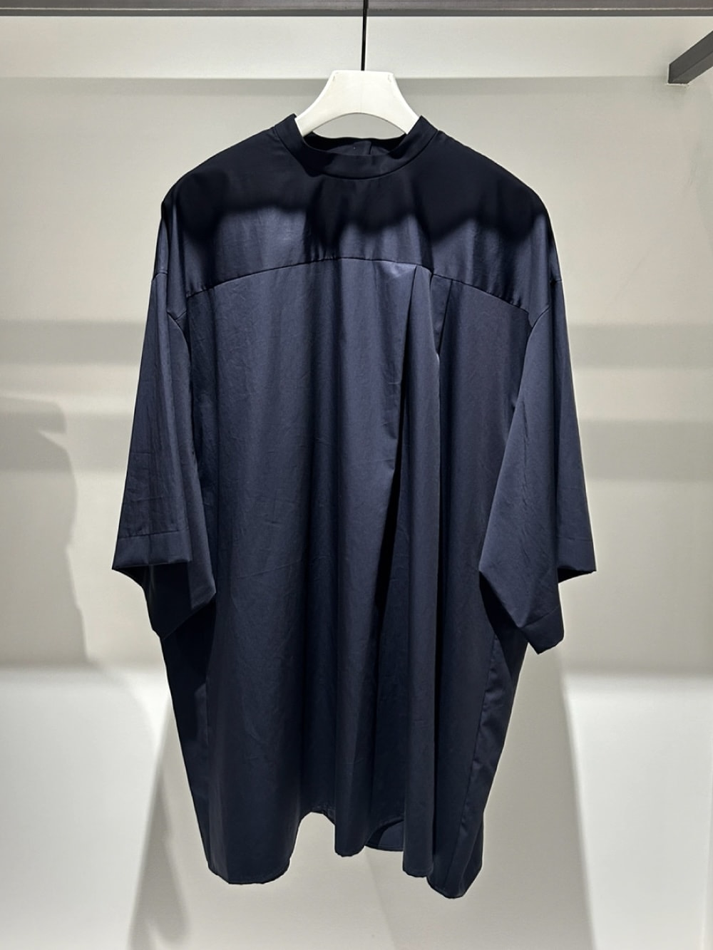 ENFOLD(エンフォルド) SOLID HEXAGON BLOUSE