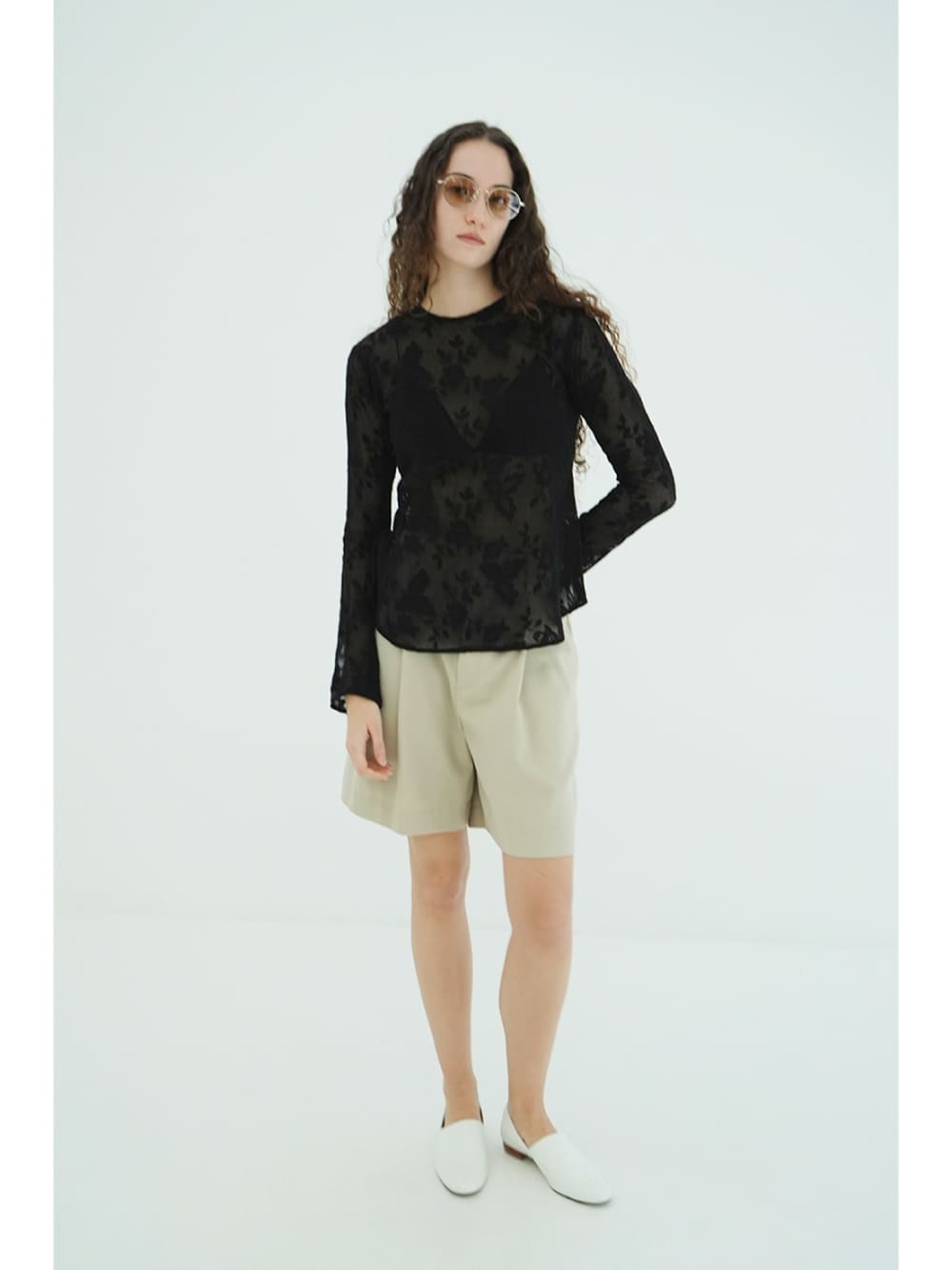 CLANE(クラネ) BACK DESIGN FLOWER LACE TOPS - COLDBECK ONLINE
