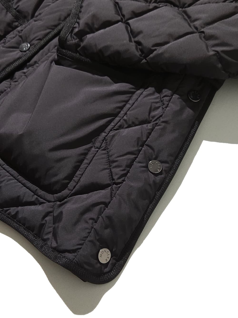 MONCLER(モンクレール) Cygne Jacket - COLDBECK ONLINE（コールベック
