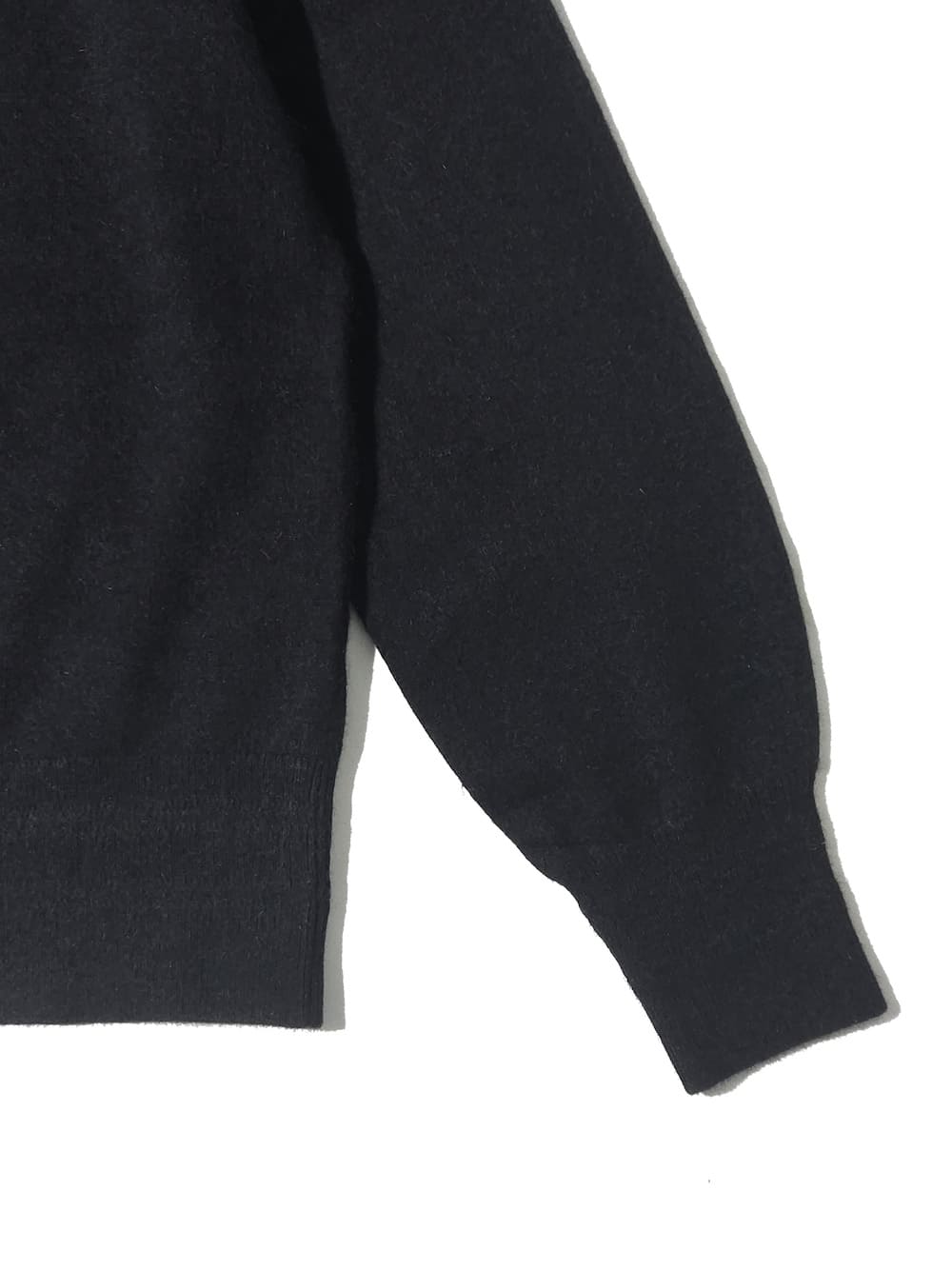 HYKE(ハイク) RACCOON SWEATER