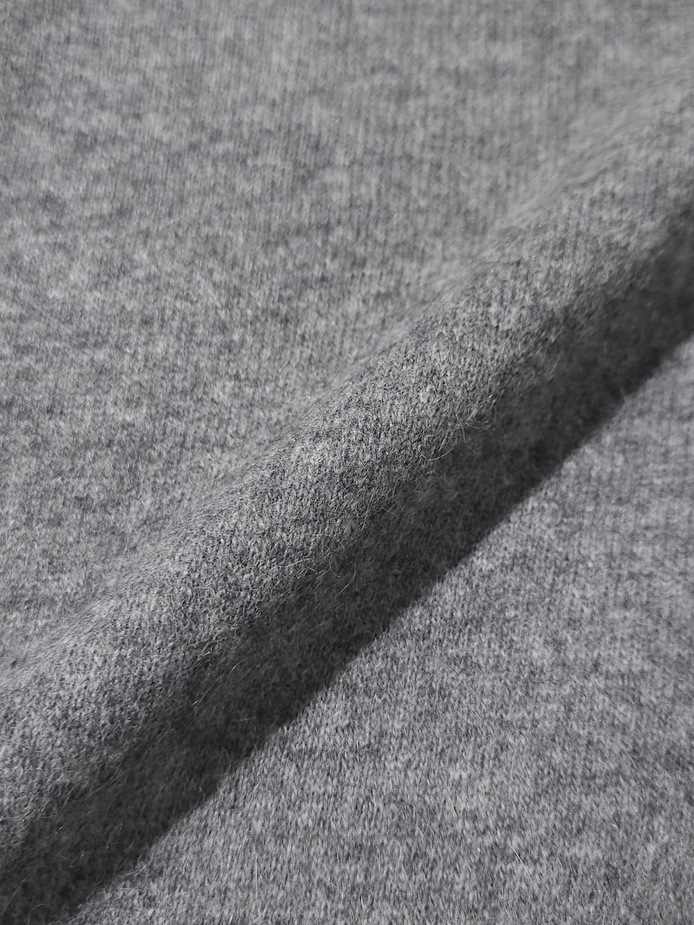 HYKE(ハイク) RACCOON SWEATER