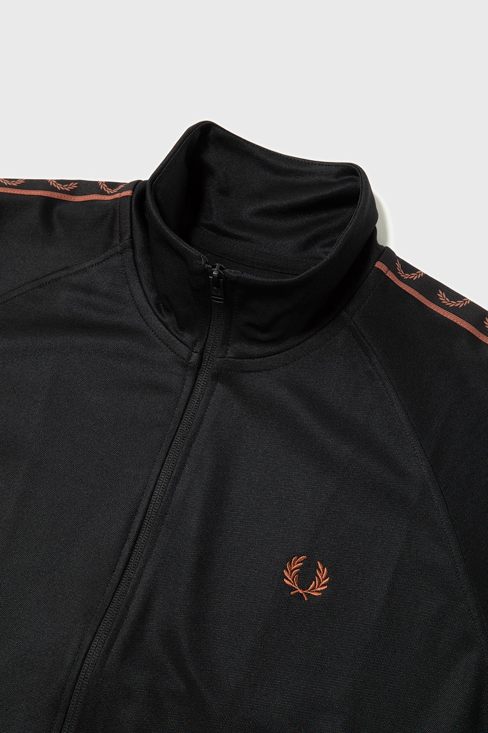 FRED PERRY(フレッドペリー) Contrast Tape Track Jacket - COLDBECK