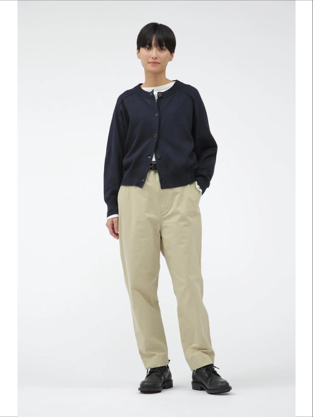 MHL.(エムエイチエル) DRY COTTON PLAINWEAVE TROUSERS