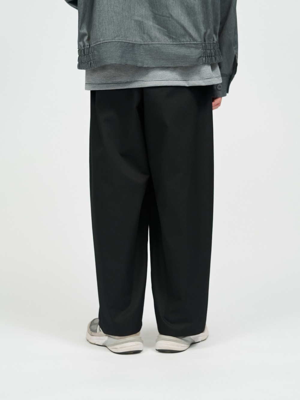FreshService(フレッシュサービス) CORPORATE WIDE EASY PANTS