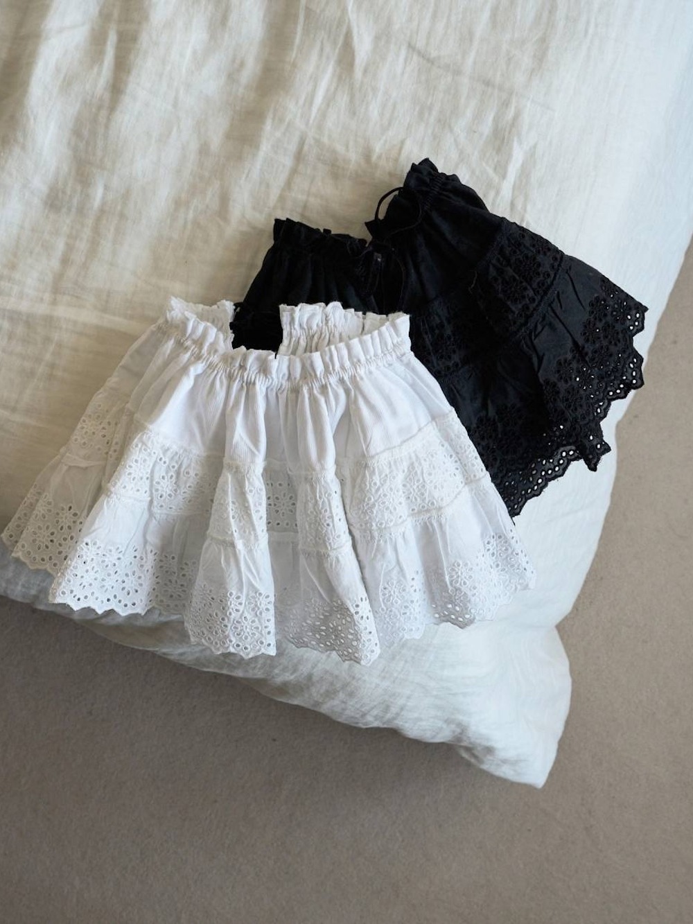 anuke(アンヌーク) 2way Lace Skirt