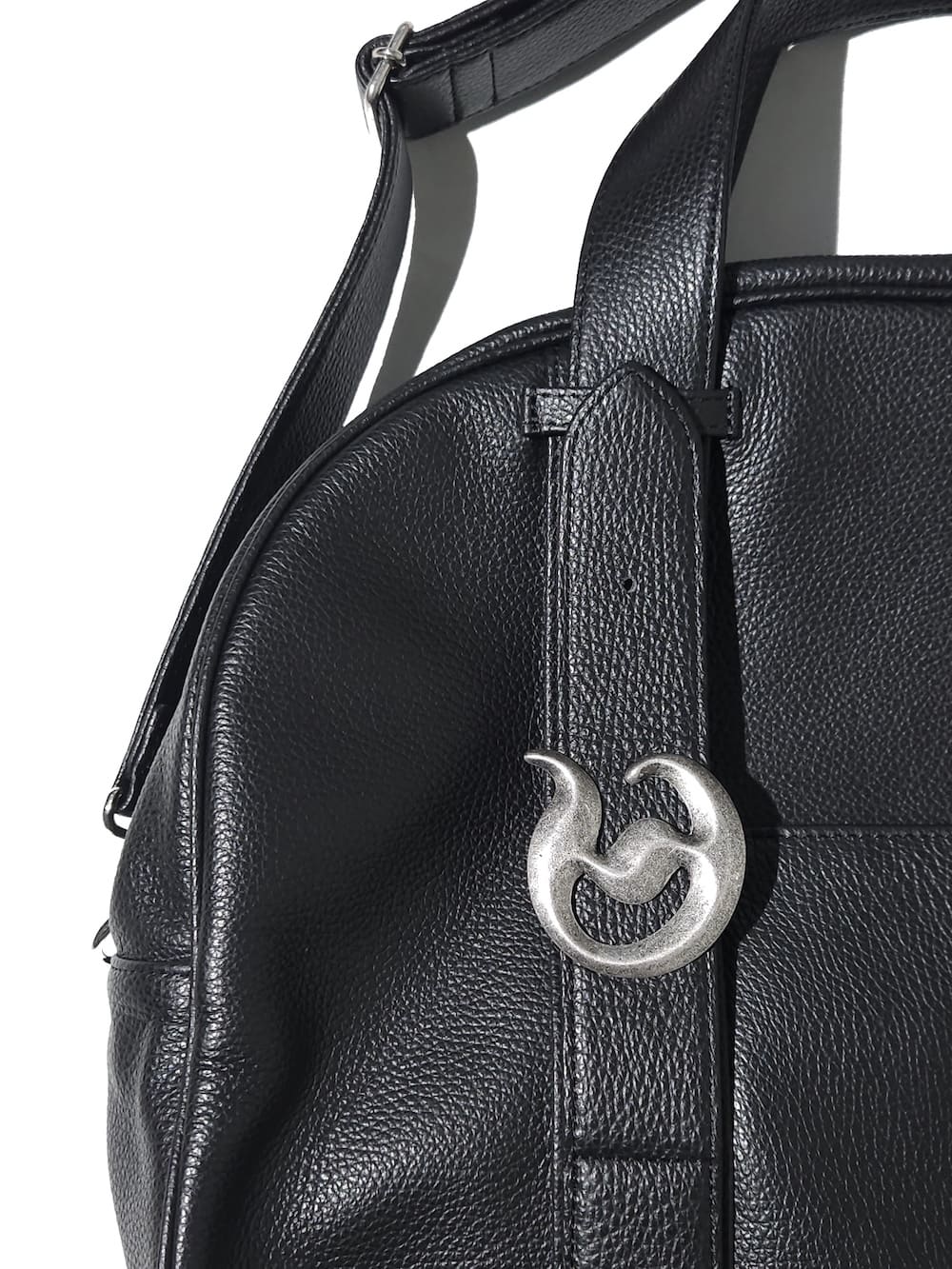 DAIRIKU Leather Boston Bag &ソープキーホルダー DAIRIKU/Leather Boston Bag with Soup Acce（Black）［レザーボストン