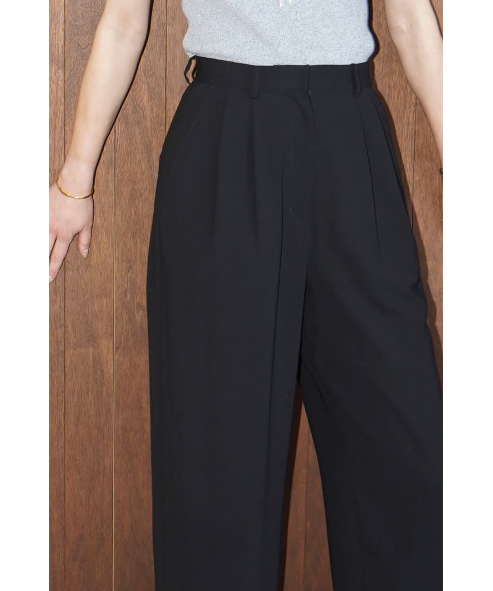 CLANE(クラネ) BASIC TUCK PANTS
