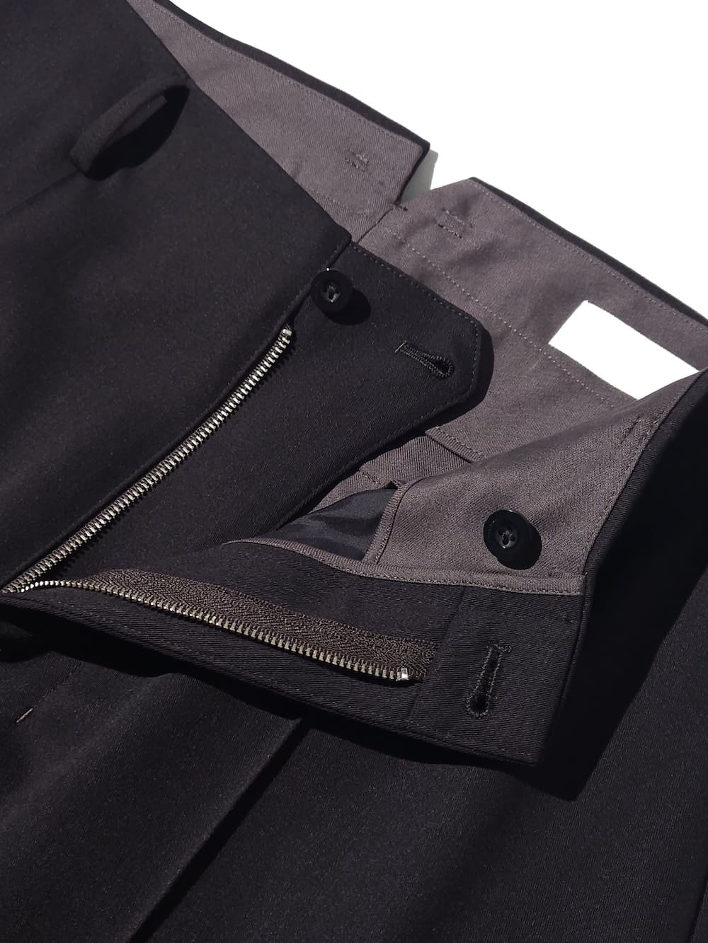 IRENISA(イレニサ) SEMI FLARE TROUSERS