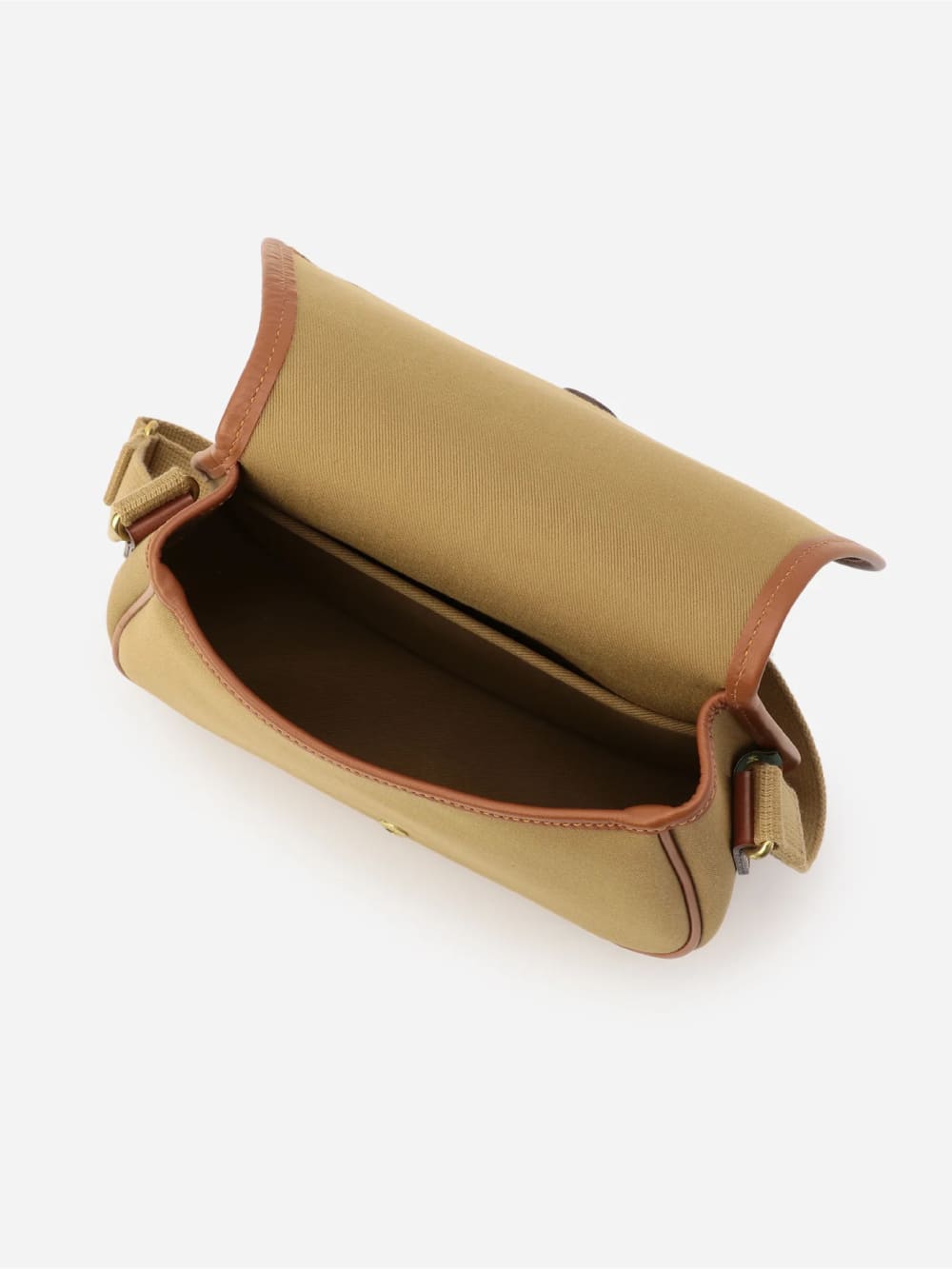 BRADY(ブレディー) AIRE / エアー