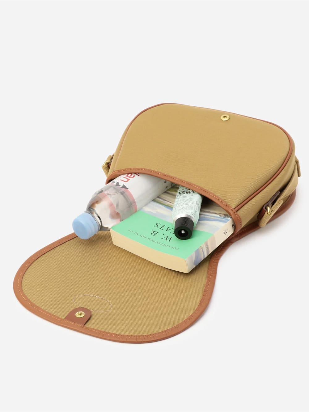 BRADY(ブレディー) AIRE / エアー