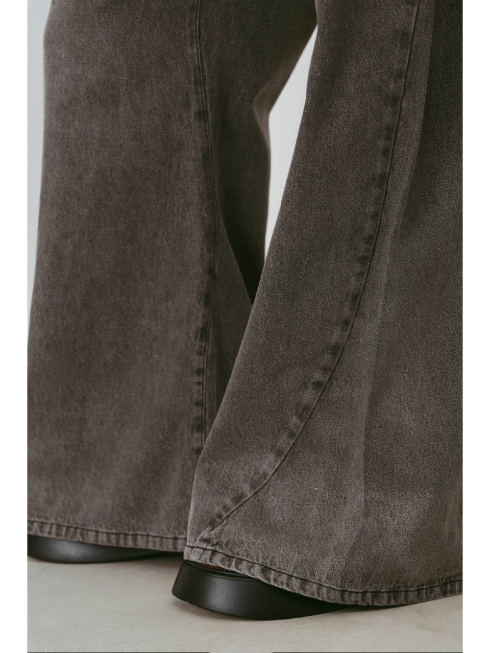 Knuth Marf(クヌースマーフ) wide bell-bottom denim pants