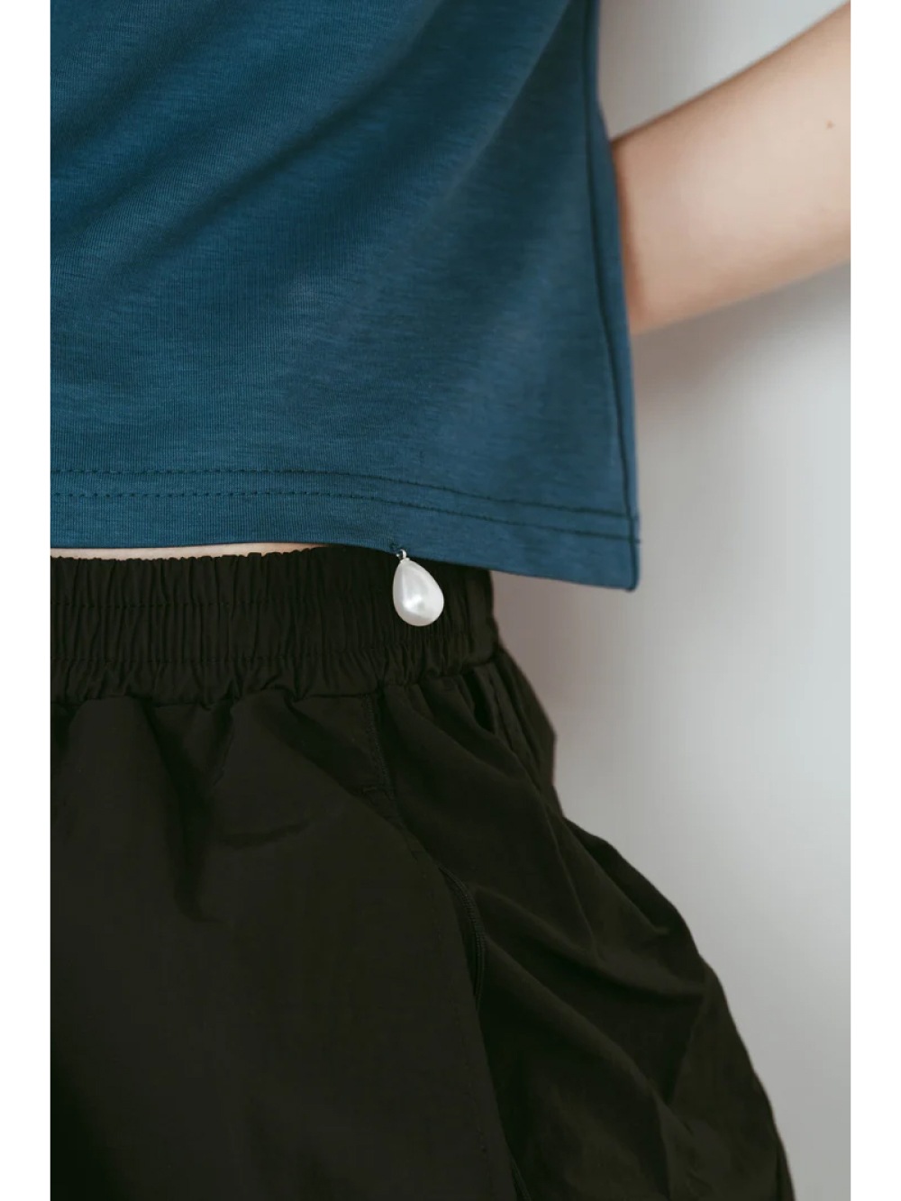 Knuth Marf(クヌースマーフ) studded compact tee