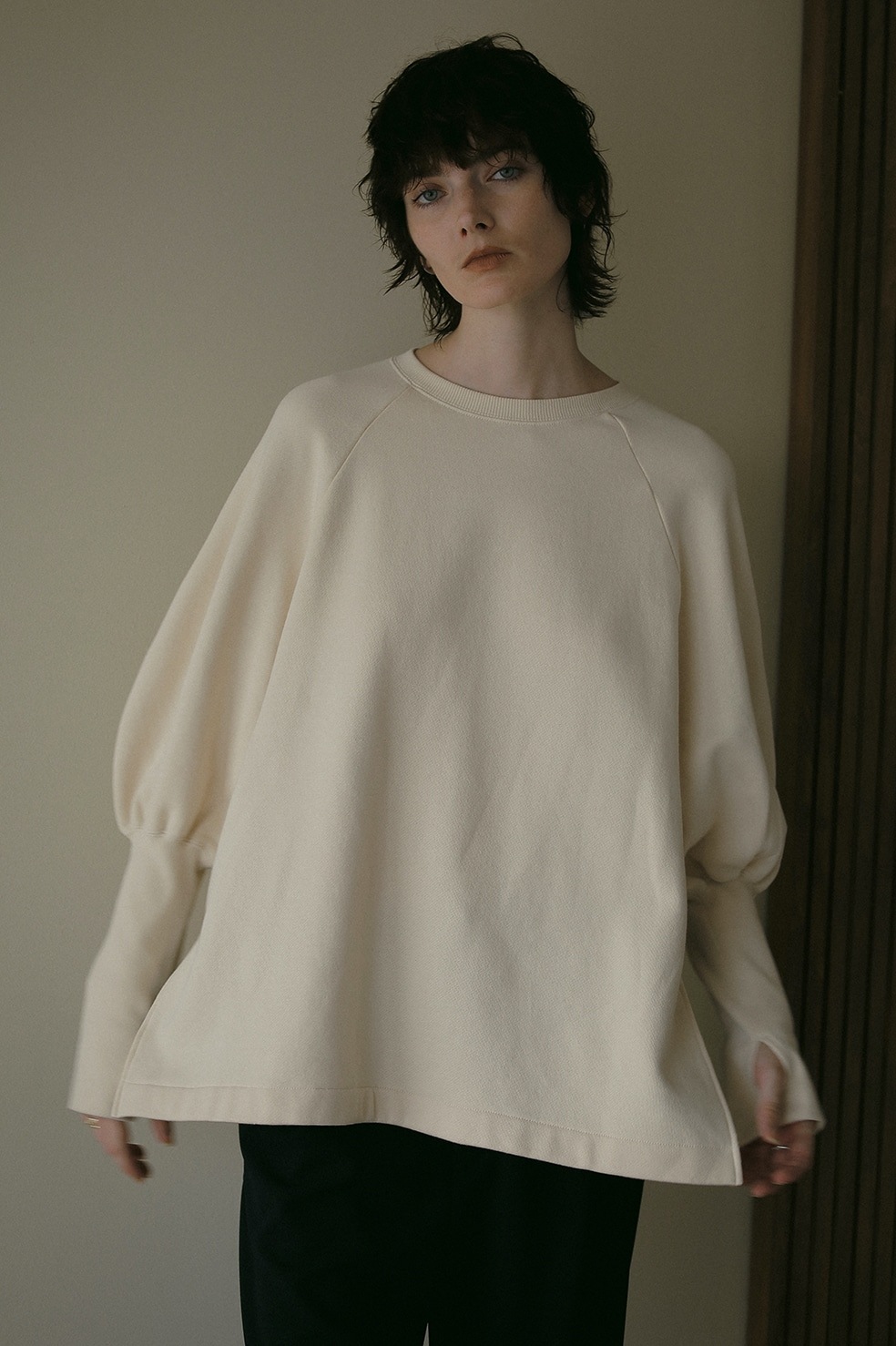 MANOF(マノフ) PUFF SLEEVE CUT TOPS