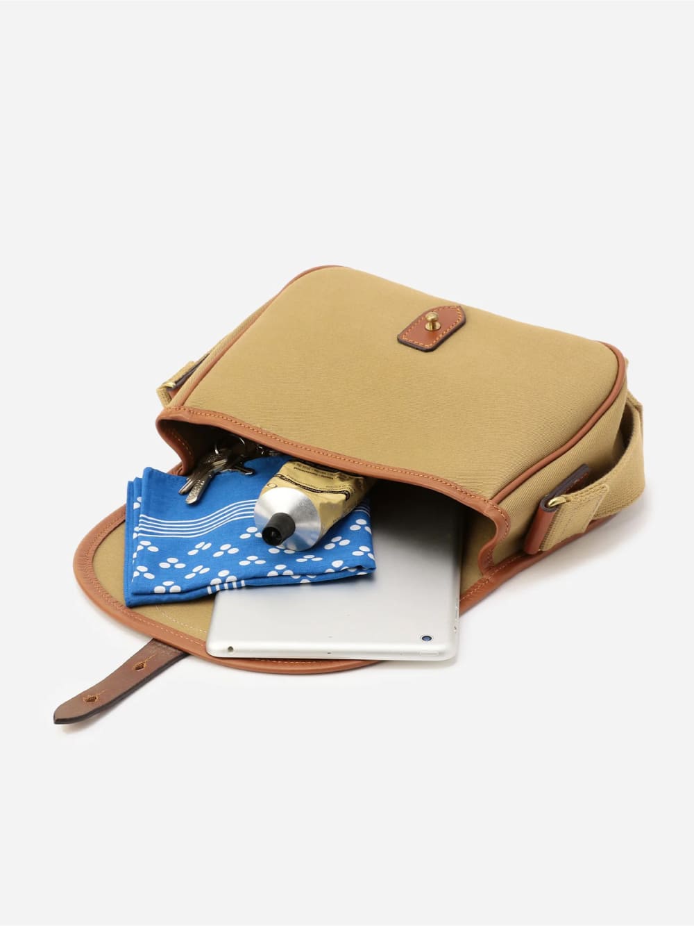 BRADY(ブレディー) COLNE / コルネ