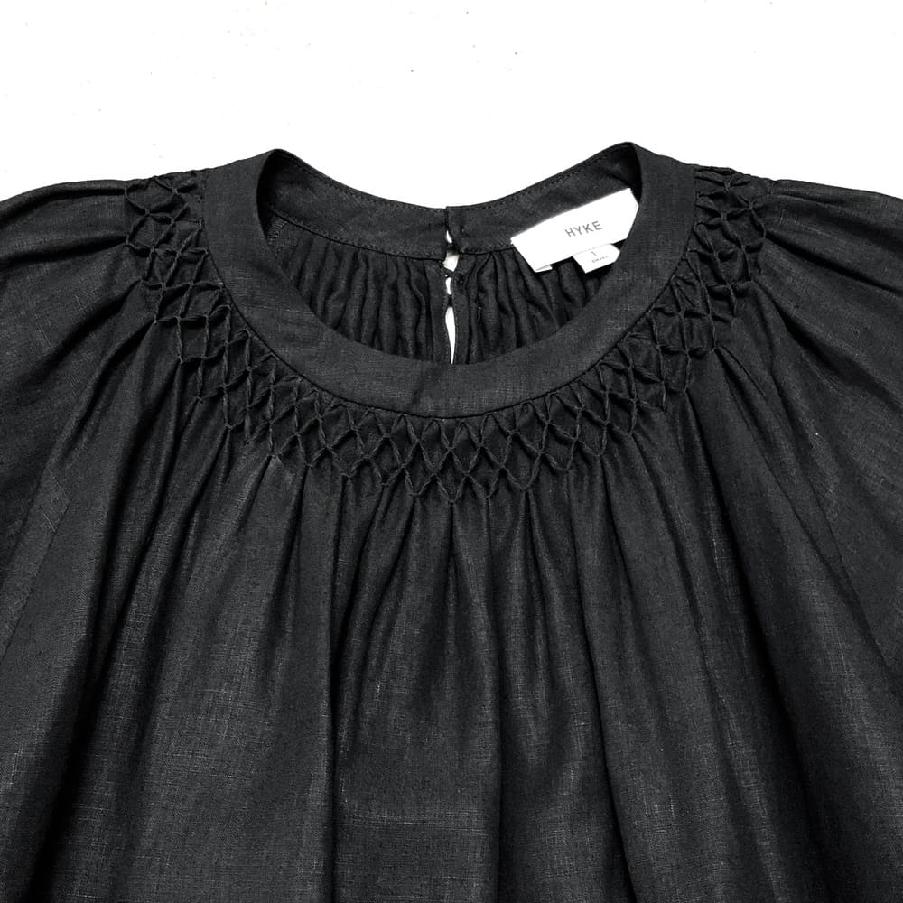 HYKE(ハイク) LINEN SMOCKED MAXI DRESS - COLDBECK ONLINE