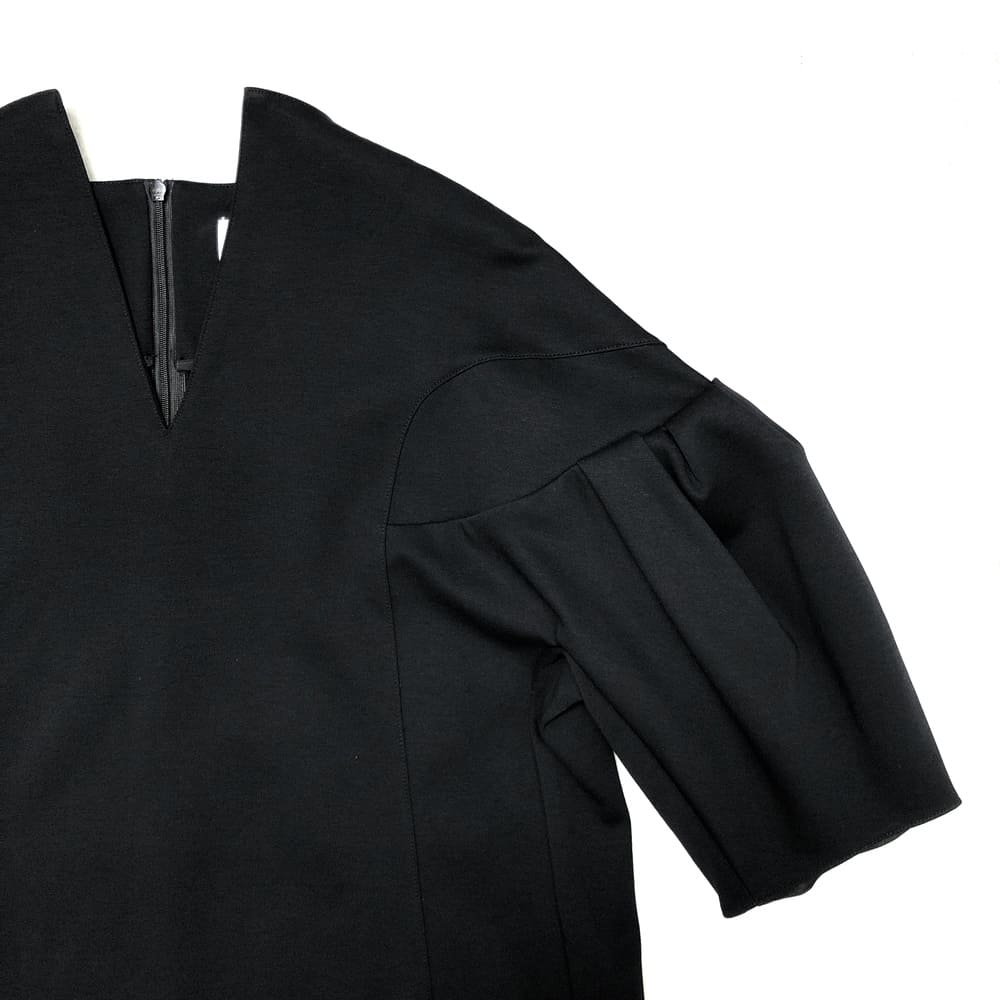 SALE】AKIRANAKA(アキラナカ) Hella tuck sleeves jersey PO