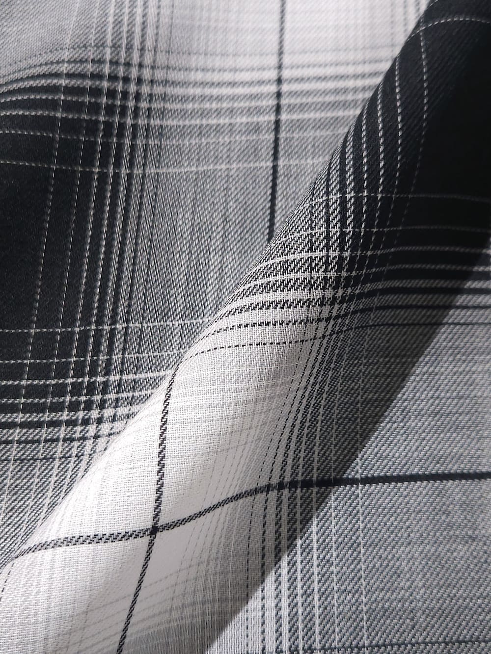 SALE】HYKE(ハイク) T/W OMBRE CHECK BALLOON SLEEVE BLOUSE