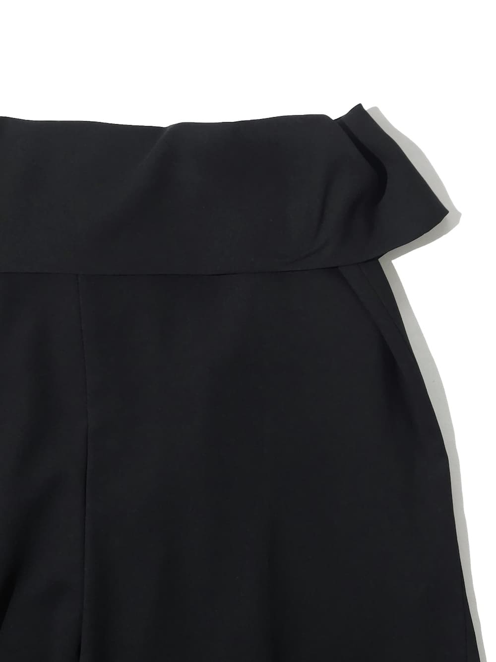 専用です！エンフォルド 2018 Vタックプルオーバー ブラック ENFOLD(エンフォルド) STRAIGHT-WIDE PANTS - COLDBECK ONLINE（コール
