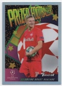 2019-20 Topps Finest Soccsr UEFA CL Erling Braut Haaland Insert Prized Refractor