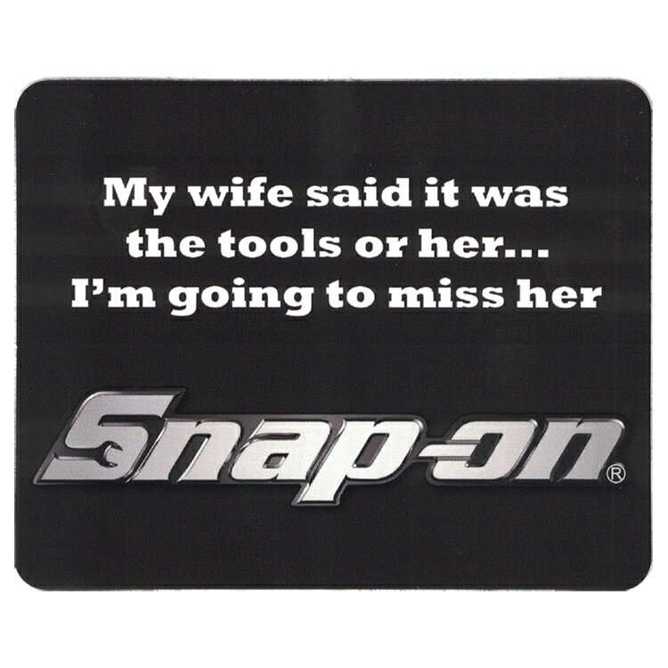 【メール便発送】ステッカー 車 スナップオン デカール My wifr said it was... 角型 ブラック 縦10.1×横12.6cm Snap-on シール アメリカ雑貨 アメリカン雑貨アメリカを代表する工具メーカーのオフィシャルデカール。
