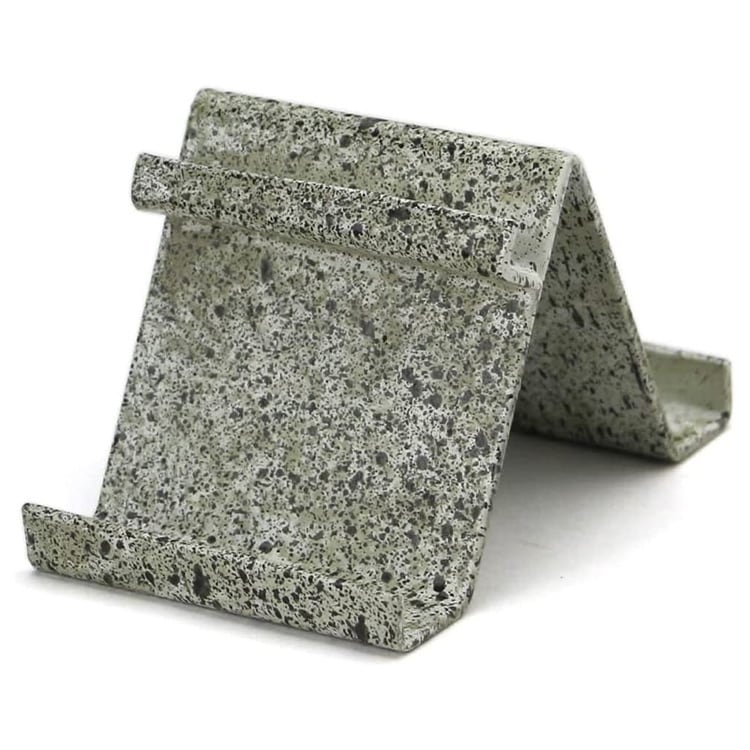 スポティッド トライアングル スタンド ベージュ 高さ6×幅6×奥行9.5cm スチール製 スタンド めがね カード スマホ HERE