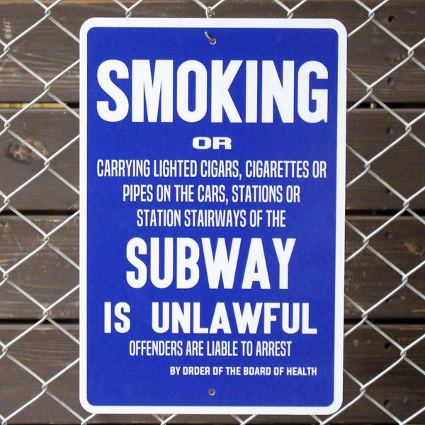 welcome to new york 交通標識 USA 看板 アメリカ ニューヨークの交通標識の写真素材・画像素材 Image 23429724