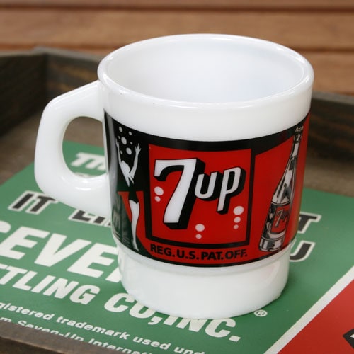 7up セブンアップ・ミルキーグラスマグ 「Enjoy a FLOTE！」