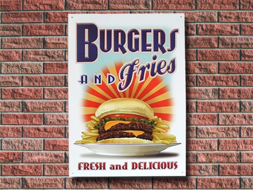 アメリカンメタルサイン BURGERS AND Fries ハンバーガーとポテト 高さ30cm × 幅41cm ブリキ看板 アメリカ雑貨 インテリアアメリカンダイナー気分♪のメタルサイン