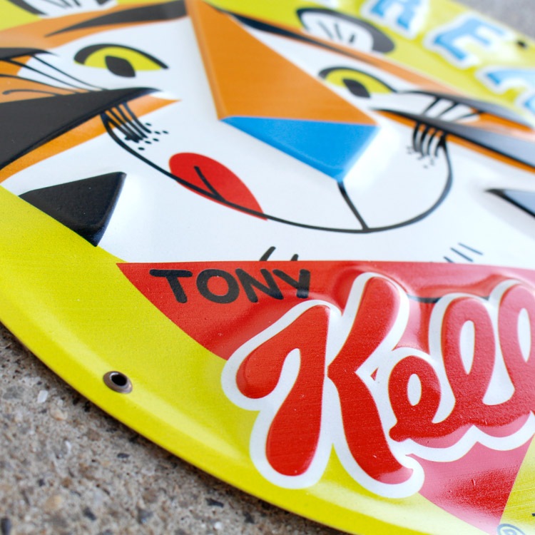 看板 Kellogg's ケロッグ エンボス メタルサイン KG001 TONY YELLOW 直径30cm ブリキ製 トニー かわいい おしゃれ インテリア 店舗 アメリカン雑貨