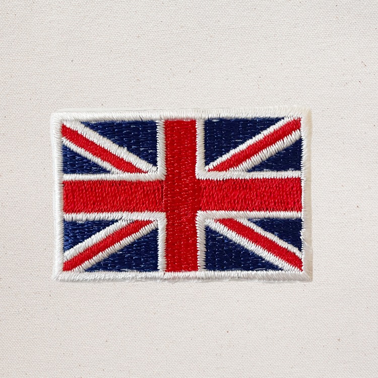 【メール便発送】ワッペン イギリス 国旗 スクエア（小） 縦3×横4.6cm コットン製 アイロン 大人向け パッチ 海外 アレンジ かっこいい アメリカン雑貨アイロンで手軽につけられる刺繍ワッペン。