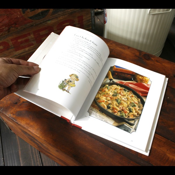 Campbell's Classic Recipes キャンベル クラシック レシピブック ハードカバー仕様 126ページ【キャンベルスープファン必見・１点限り】