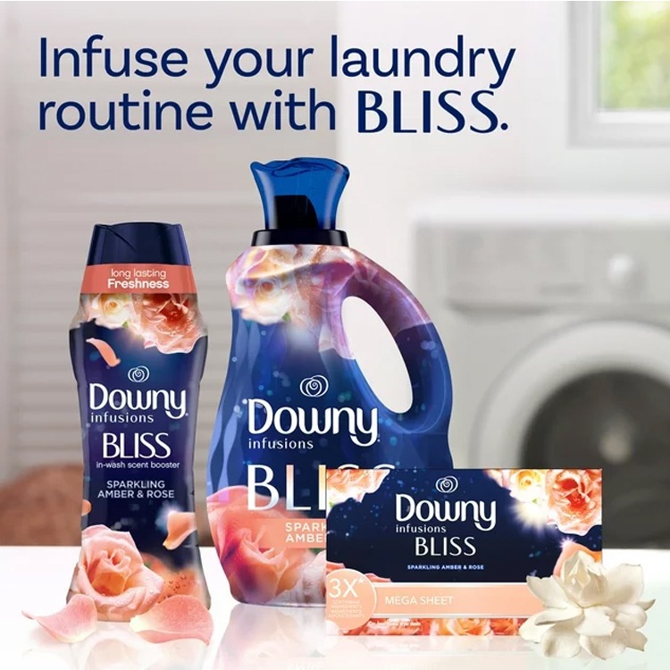 柔軟シート DOWNY ダウニー メガ柔軟シート インフュージョン BLISS スパークリングアンバー＆ローズ 80枚 大判サイズ 22×32cm 乾燥機用 P&G Downy アメリカ製衣装ケースやくつ箱の中の芳香剤としても使える