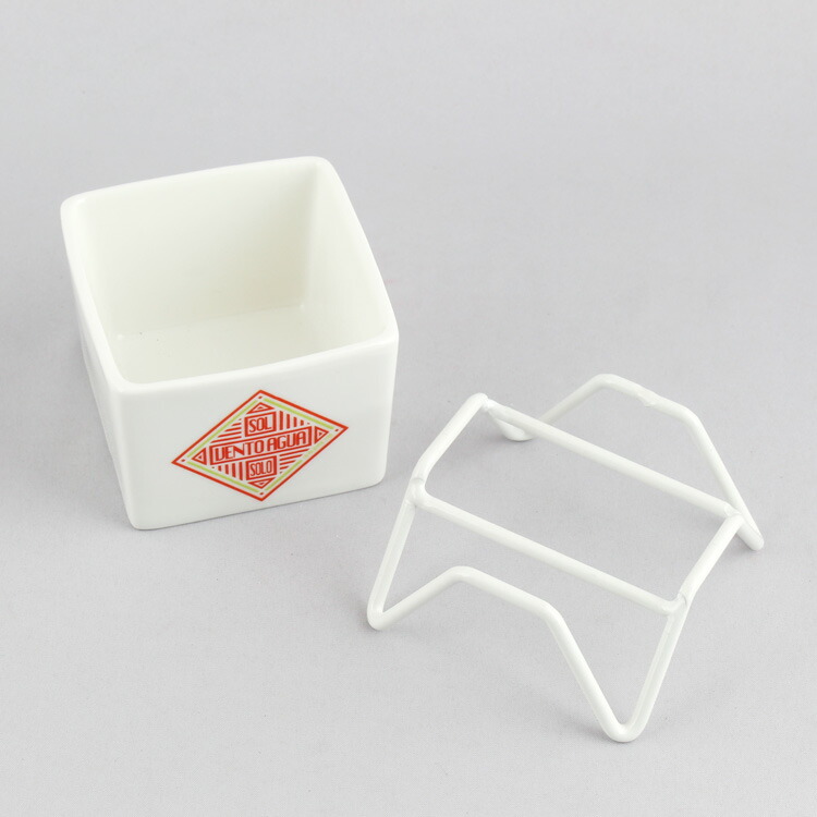 HERE by DETAIL プラントポット w/スタンド 60 レッド Pot W6.5×D6.5×H5cm / Stand W6.5×D6.5×H3cm / Weight 200g
