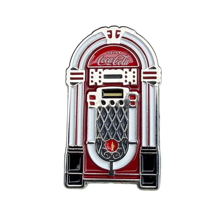 【メール便発送】コカ・コーラ ピンズ ダイナー シリーズ  台紙サイズ 横6.4×縦8.5cm  亜鉛合金製 ピン おしゃれ アメリカ雑貨 アメリカン雑貨バッグやポーチにつけて気軽にアメリカンな雰囲気に。